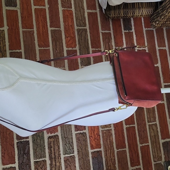 Fossil Campbell Leather Crossbody Bag - Picture 9 of 11